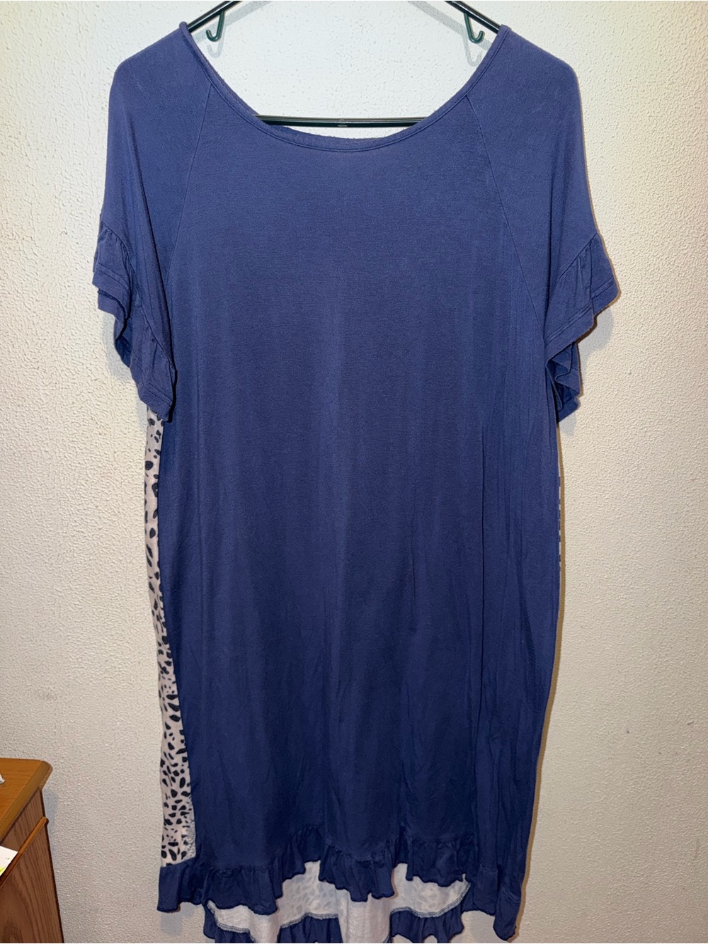 Women's Navy Blue Short Sleeve Ruffle Hem Top